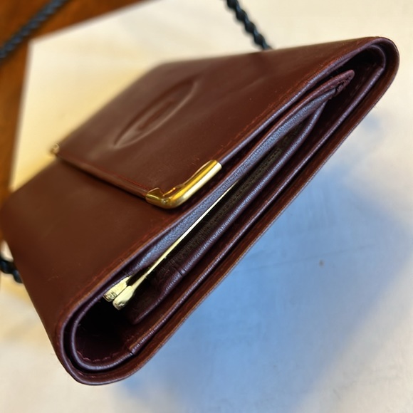 Cartier Bordeaux leather kisslock trifold wallet - Picture 3 of 10
